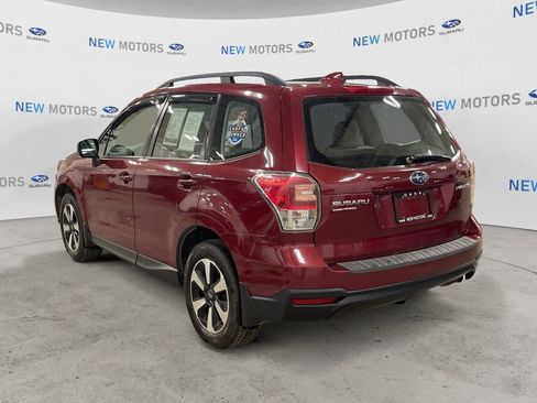 Used 2018 Subaru Forester 2.5i w/ Alloy Wheel Package AWD/4WD image 3