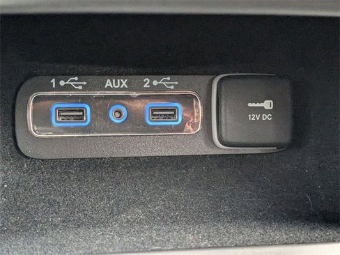 Used 2022 Jeep Grand Cherokee Laredo X image 21