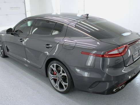 Used 2021 Kia Stinger GT image 6