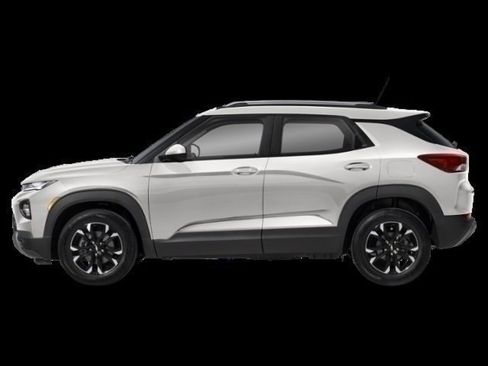 Used 2023 Chevrolet TrailBlazer LT w/ Convenience Package image 3