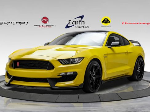 Used 2017 Ford Mustang Shelby GT350R w/ GT350R Equipment Group 920A RWD image 1