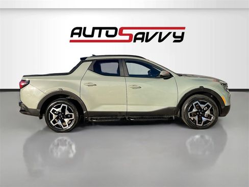 Used 2023 Hyundai Santa Cruz Limited image 8