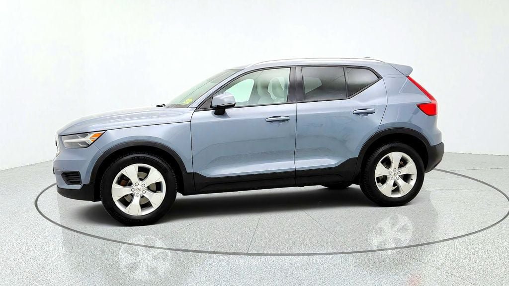 Used 2020 Volvo XC40 T5 Momentum AWD/4WD image 8