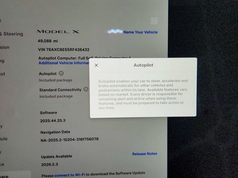 Used 2024 Tesla Model X image 17