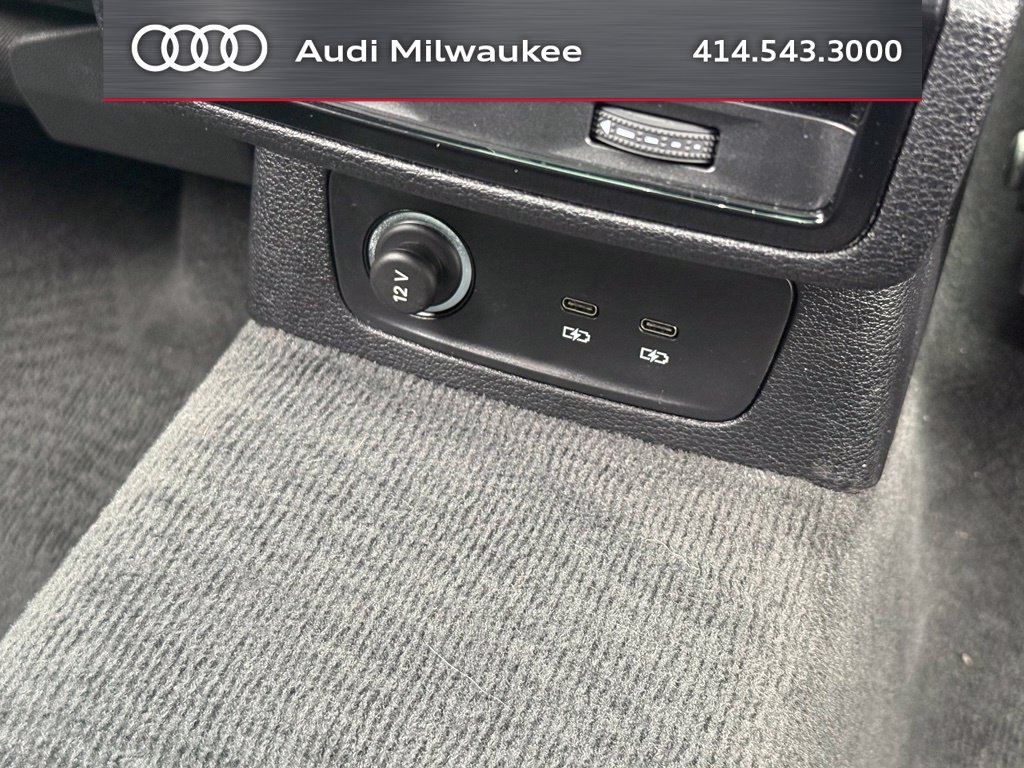 Used 2024 Audi Q3 2.0T Premium Plus AWD/4WD image 37