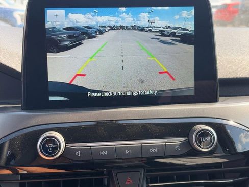 New 2026 Ford Escape Active w/ Cold Weather Package FWD image 16