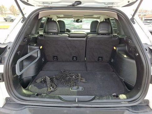 Used 2016 Jeep Cherokee Limited image 34