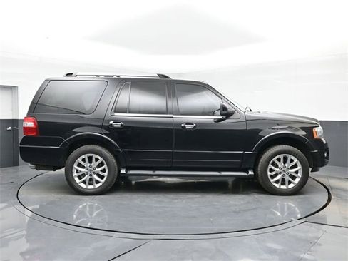 Used 2017 Ford Expedition Limited image 16