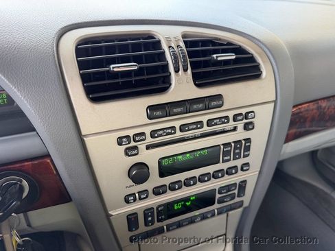 Used 2004 Lincoln LS RWD image 51
