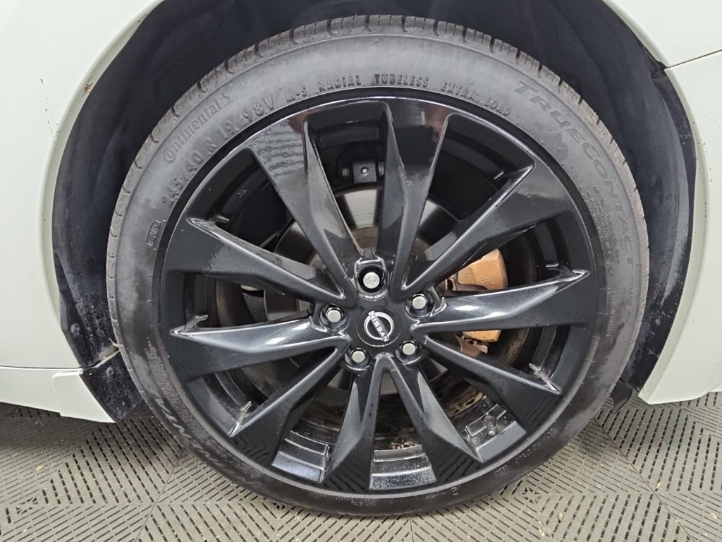 Used 2023 Nissan Maxima SR w/ Sport Mat Group FWD image 47