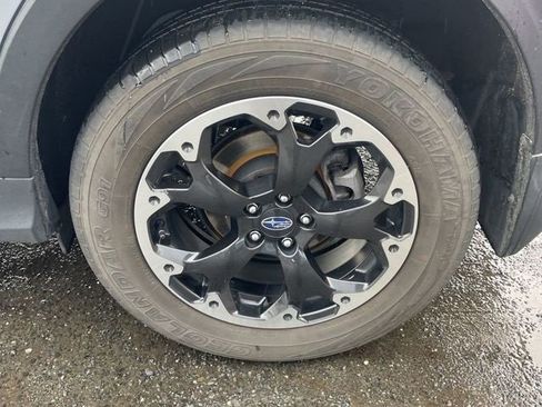 Used 2023 Subaru Crosstrek 2.0i image 9