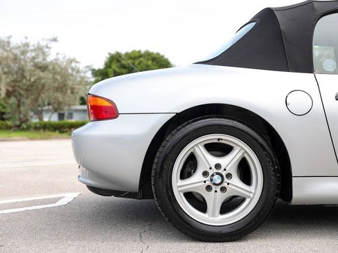 Used 1996 BMW Z3 1.9 RWD image 29