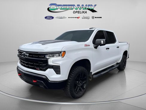 Used 2025 Chevrolet Silverado 1500 LT Trail Boss w/ LT Trail Boss Premium Package AWD/4WD image 5