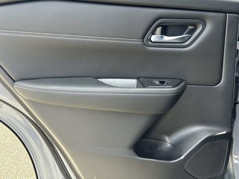 Certified 2024 Nissan Rogue SL w/ SL Premium Package FWD image 14