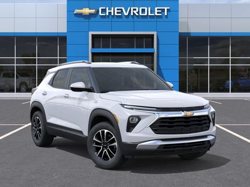 New 2026 Chevrolet TrailBlazer LT w/ Driver Confidence Package FWD image 7