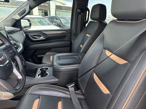 Used 2023 GMC Yukon AT4 w/ AT4 Premium Plus Package AWD/4WD image 5