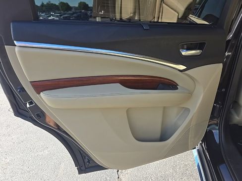 Used 2017 Acura MDX SH-AWD w/ Advance Package image 35