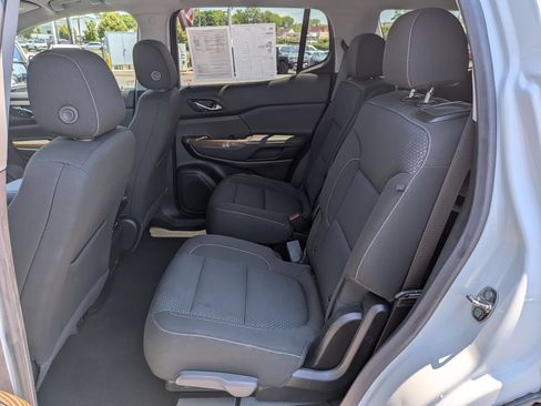 Certified 2023 GMC Acadia SLE w/ Driver Convenience Package FWD image 24