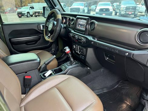Used 2021 Jeep Wrangler Unlimited Sport image 12