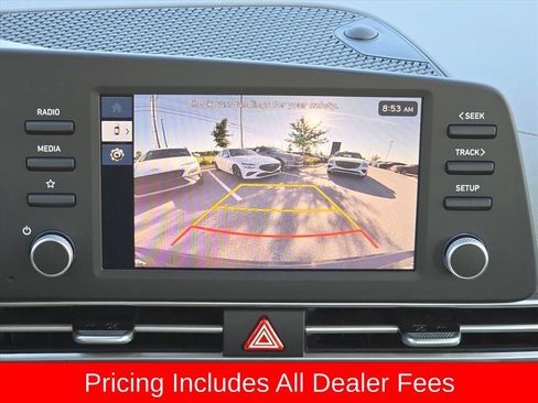 Used 2025 Hyundai Elantra Sport FWD image 18