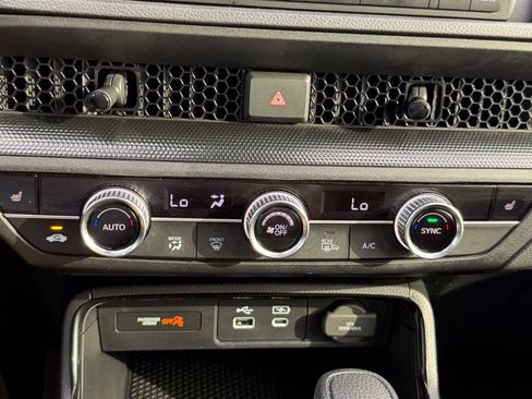Used 2025 Honda CR-V EX image 23