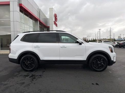 Used 2025 Kia Telluride SX Prestige X-Pro AWD/4WD image 8