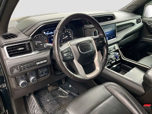 Used 2021 GMC Yukon XL Denali w/ Denali Ultimate Package image 9