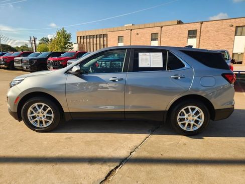 Used 2024 Chevrolet Equinox LT AWD/4WD image 4