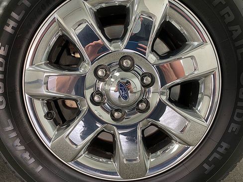 Used 2014 Ford F150 XLT w/ Equipment Group 302A Luxury image 26