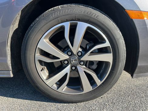 Used 2023 Honda Odyssey Touring image 13