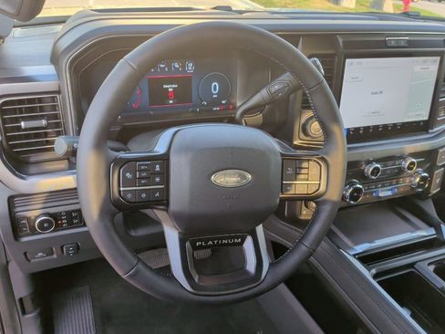 New 2026 Ford F250 Platinum image 18
