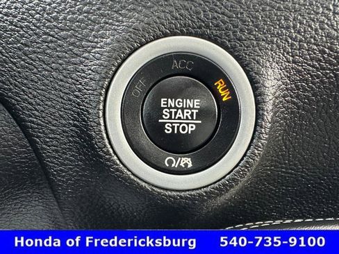 Used 2021 Dodge Challenger SXT w/ Blacktop Package image 21