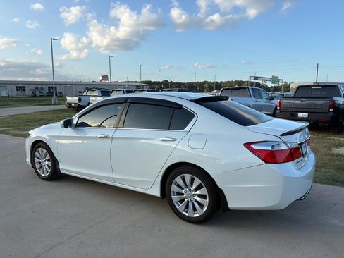 Used 2014 Honda Accord EX image 6