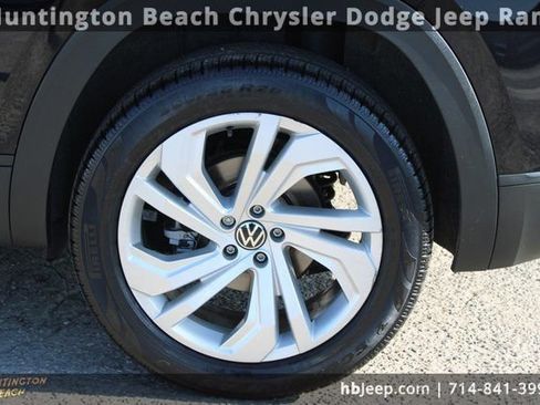 Used 2020 Volkswagen Atlas Cross Sport SEL image 7