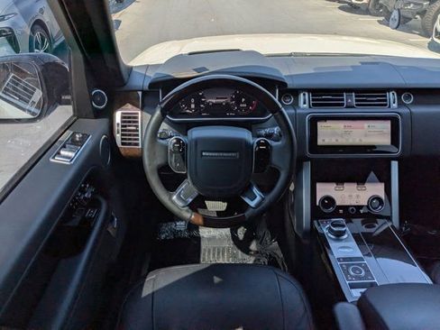 Used 2020 Land Rover Range Rover HSE image 16