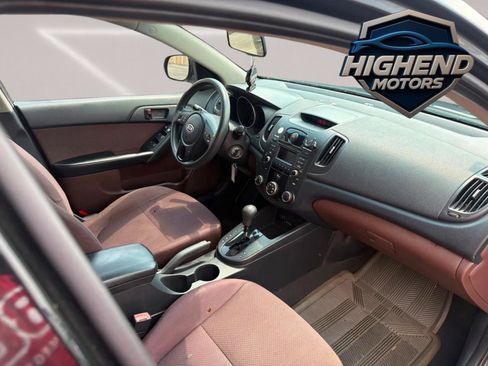 Used 2010 Kia Forte EX FWD image 20