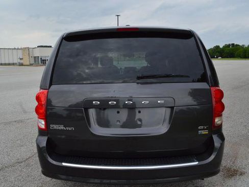 Used 2018 Dodge Grand Caravan GT FWD image 10