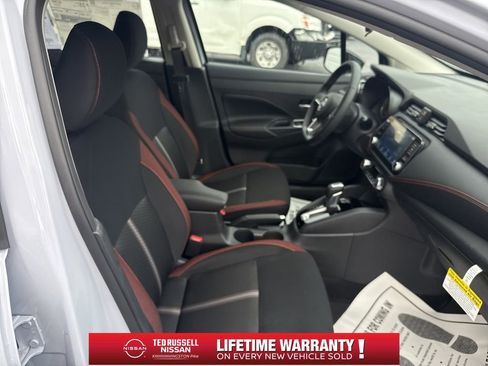 New 2025 Nissan Versa SR w/ Trunk Package image 17