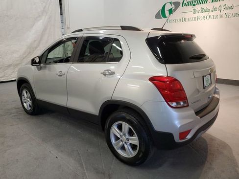 Used 2019 Chevrolet Trax LT w/ LT Convenience Package AWD/4WD image 4