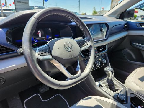 Certified 2023 Volkswagen Taos SE AWD/4WD image 7