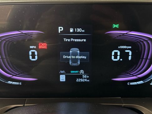 Used 2023 Kia Telluride S image 18