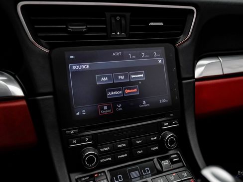 Used 2019 Porsche 911 Turbo image 71