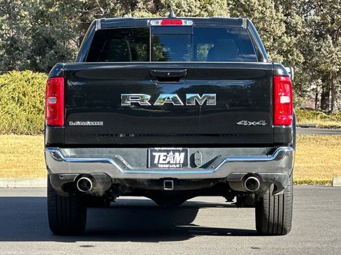 Used 2025 RAM 1500 Laramie AWD/4WD image 5