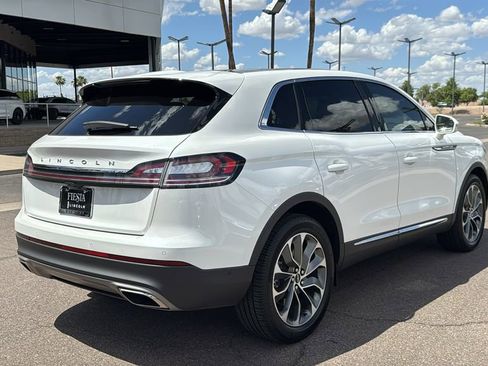 Used 2022 Lincoln Nautilus Reserve AWD/4WD image 31