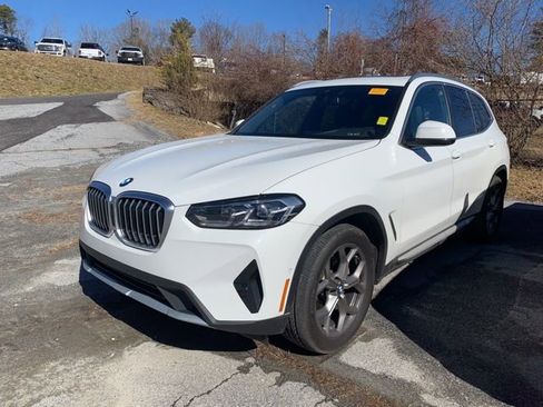 Used 2024 BMW X3 sDrive30i w/ Convenience Package image 4