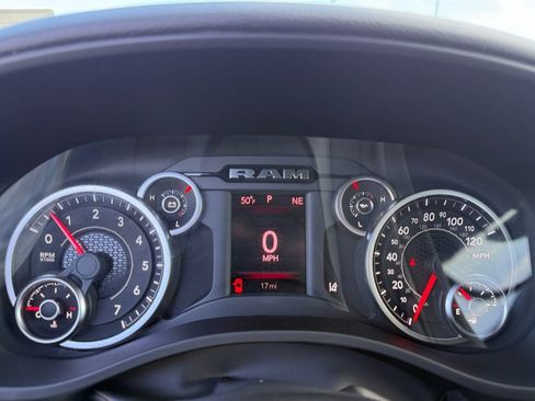 Used 2026 RAM 1500 Big Horn AWD/4WD image 12