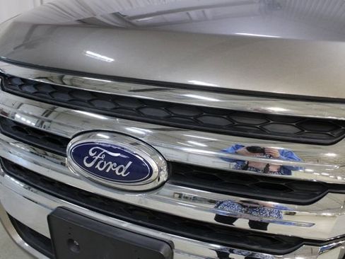 Used 2014 Ford Edge SEL FWD image 30