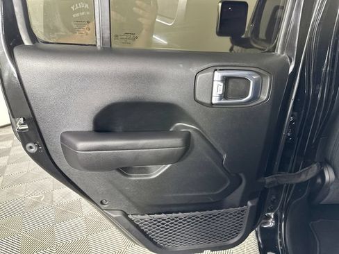 Used 2021 Jeep Wrangler Unlimited Sport AWD/4WD image 11