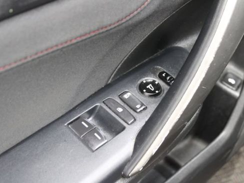 Used 2019 Honda Civic Si image 8