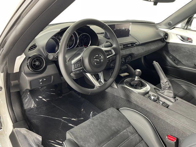 New 2026 MAZDA MX-5 Miata Club RWD image 2